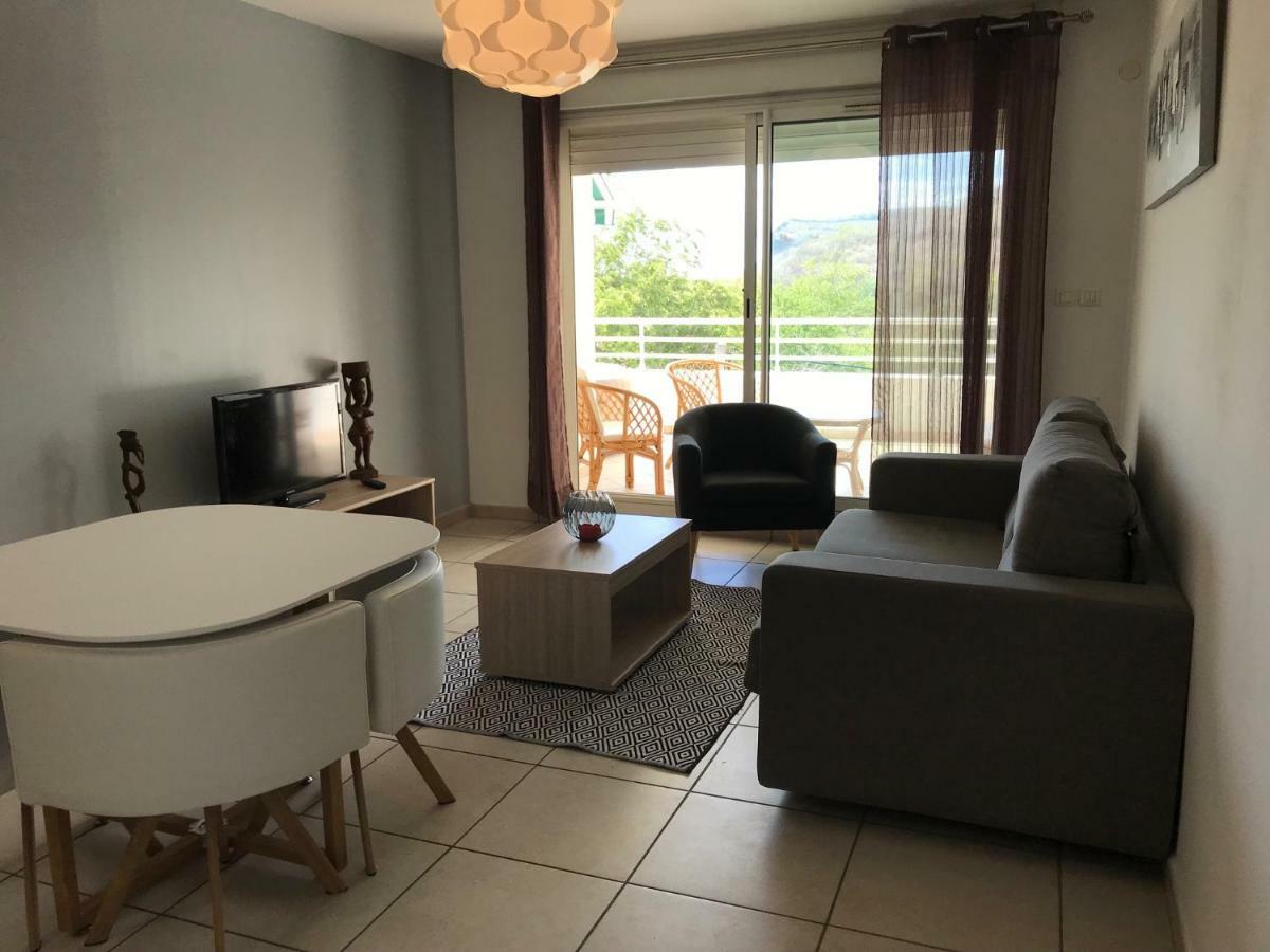 Meuble Homard Avec Jacuzzi Et Vue Mer Saint-Gilles-les Bains Bagian luar foto